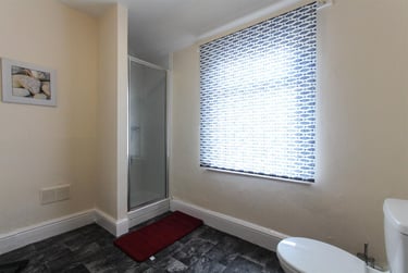 6 bed house, Malefant Street, Cathays, Cardiff, CF244QE - Image 9